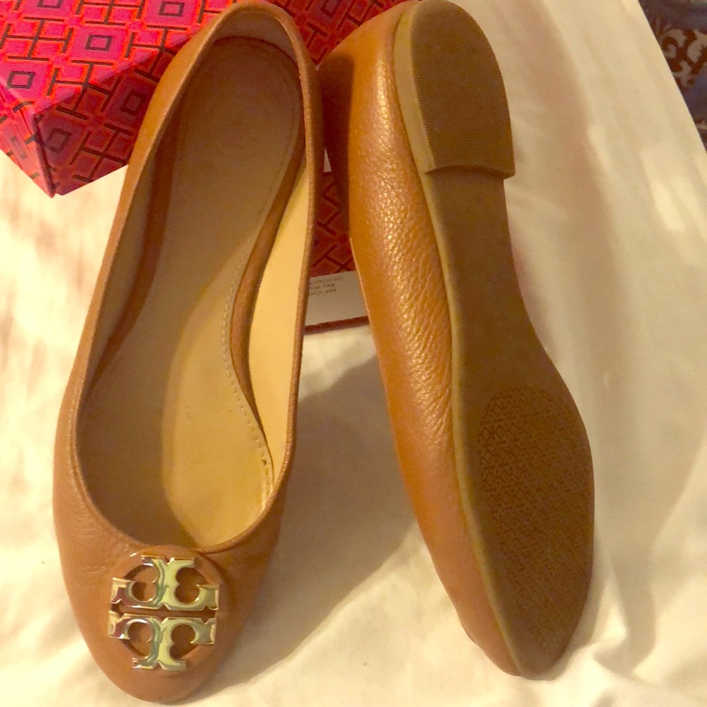 Tory ballet flats in great condition